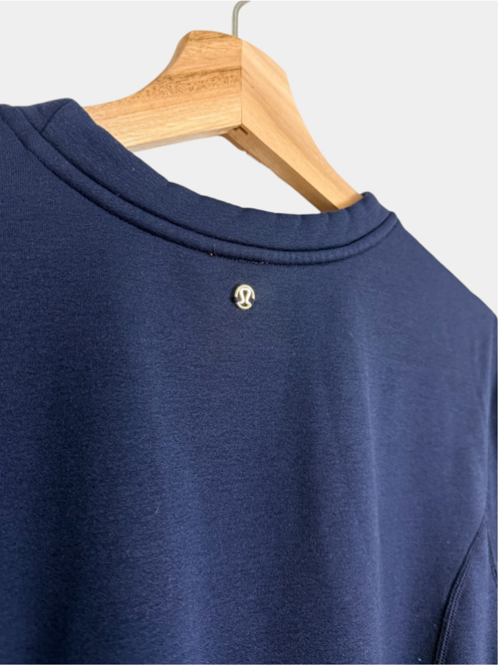 #019 - LULULEMON - PEPLUM PULLOVER // PTP - 19 - Picture 10 of 11